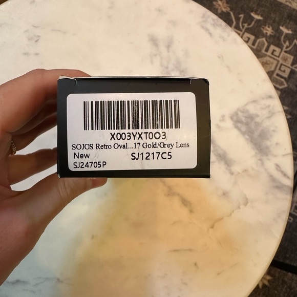 SOJOS Retro Black and Gold Oval Sunglasses 😎 New with Box - Picture 4 of 6